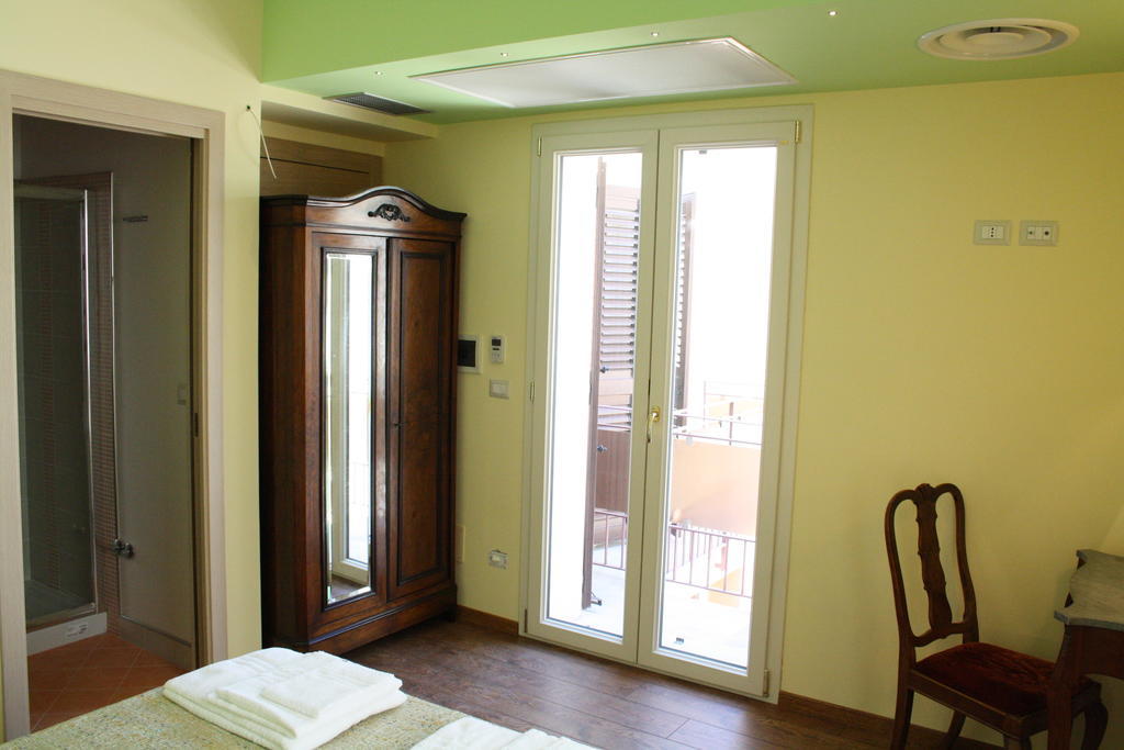 Il Principe B&B Ali Terme Room photo